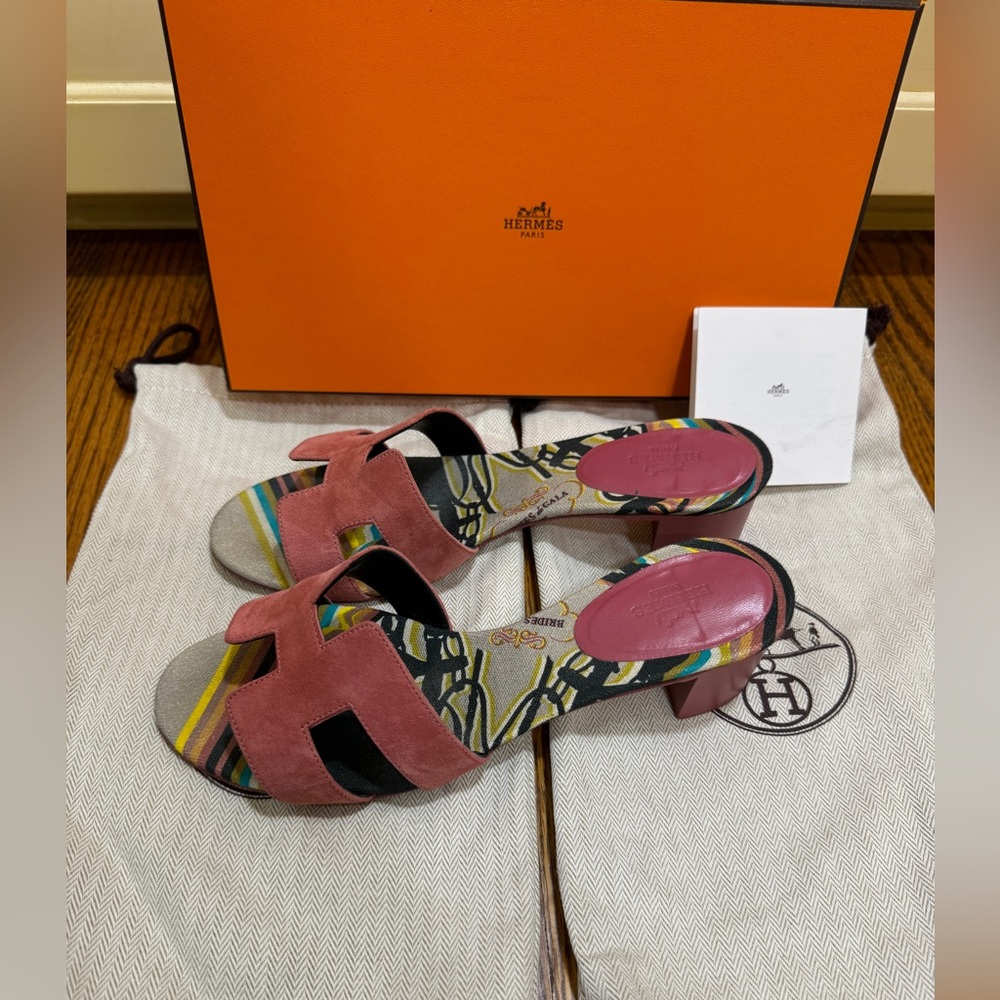 Authentic Hermes oasis kitten heel pink velvet like new with box oran sandal 37